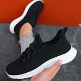 Ultrakönnyű és légáteresztő sportcipők