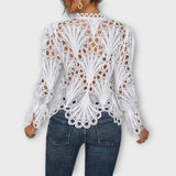 Malina – Elegáns Csipke Blúz